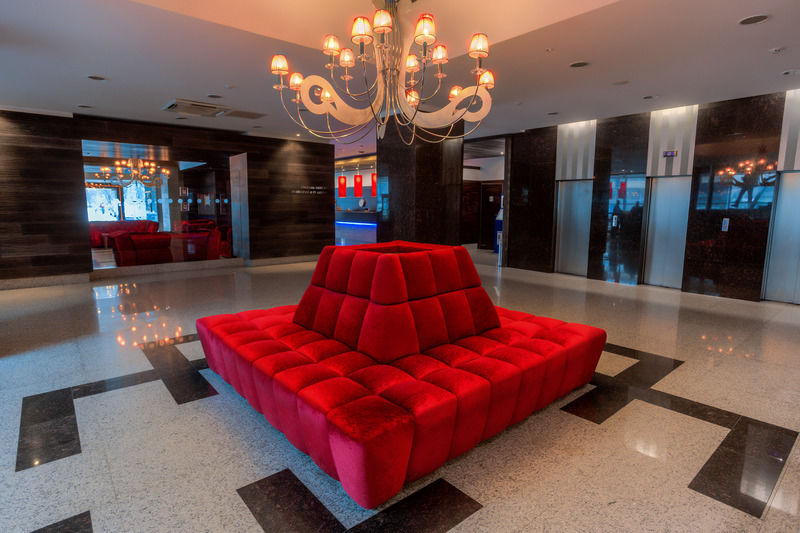 Intourist Hotel Zaporizhia Bagian luar foto