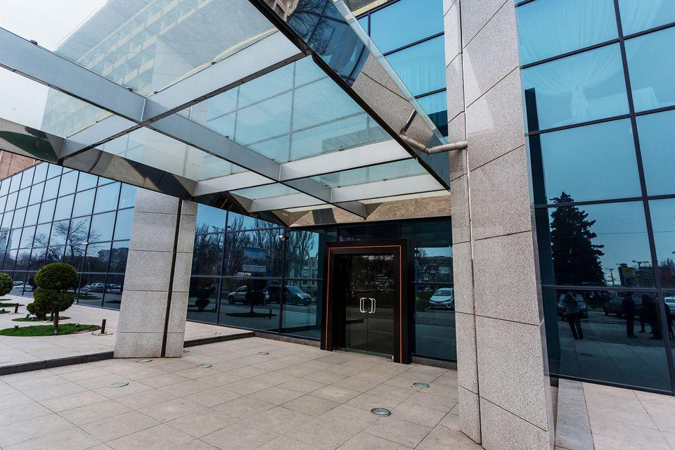 Intourist Hotel Zaporizhia Bagian luar foto