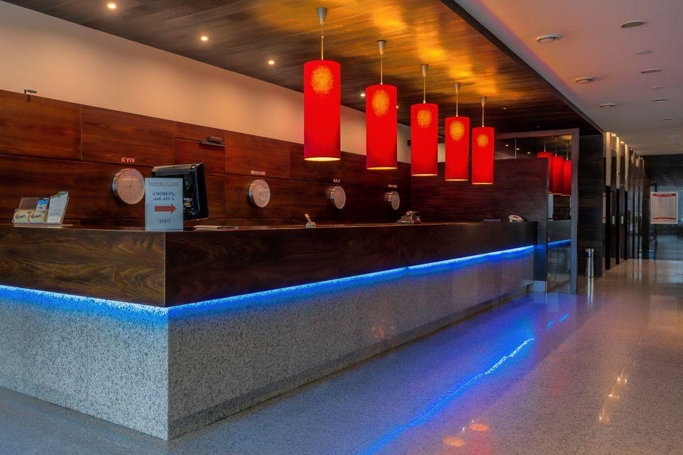 Intourist Hotel Zaporizhia Bagian luar foto